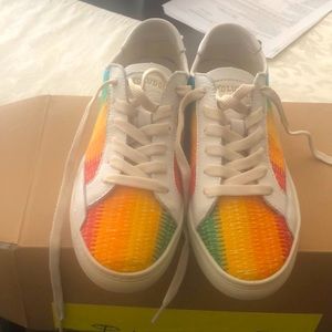 New in box Soludos ombré Ibiza sneaker